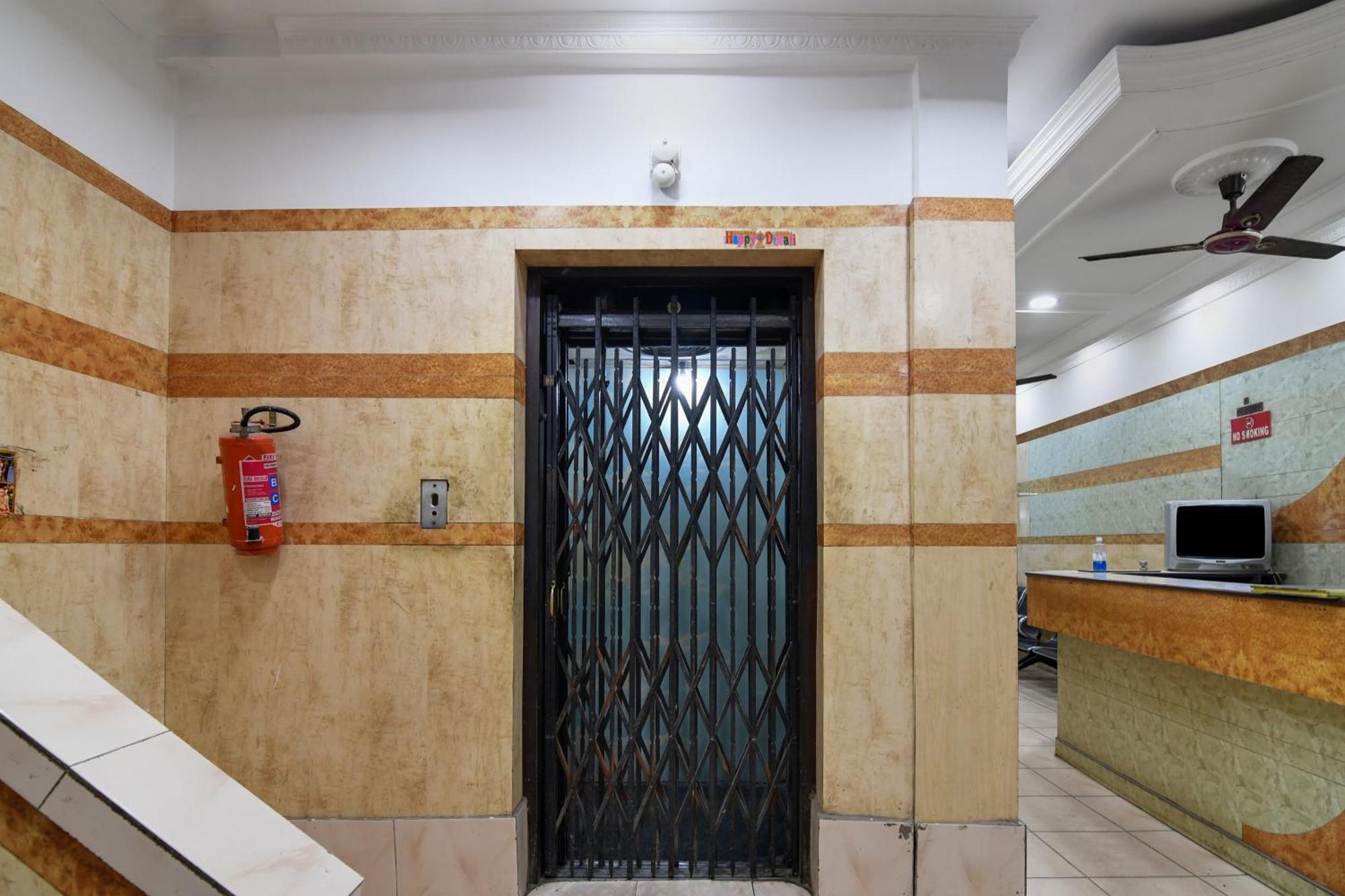 Hotel O Dinar โกลกาตา ภายนอก รูปภาพ